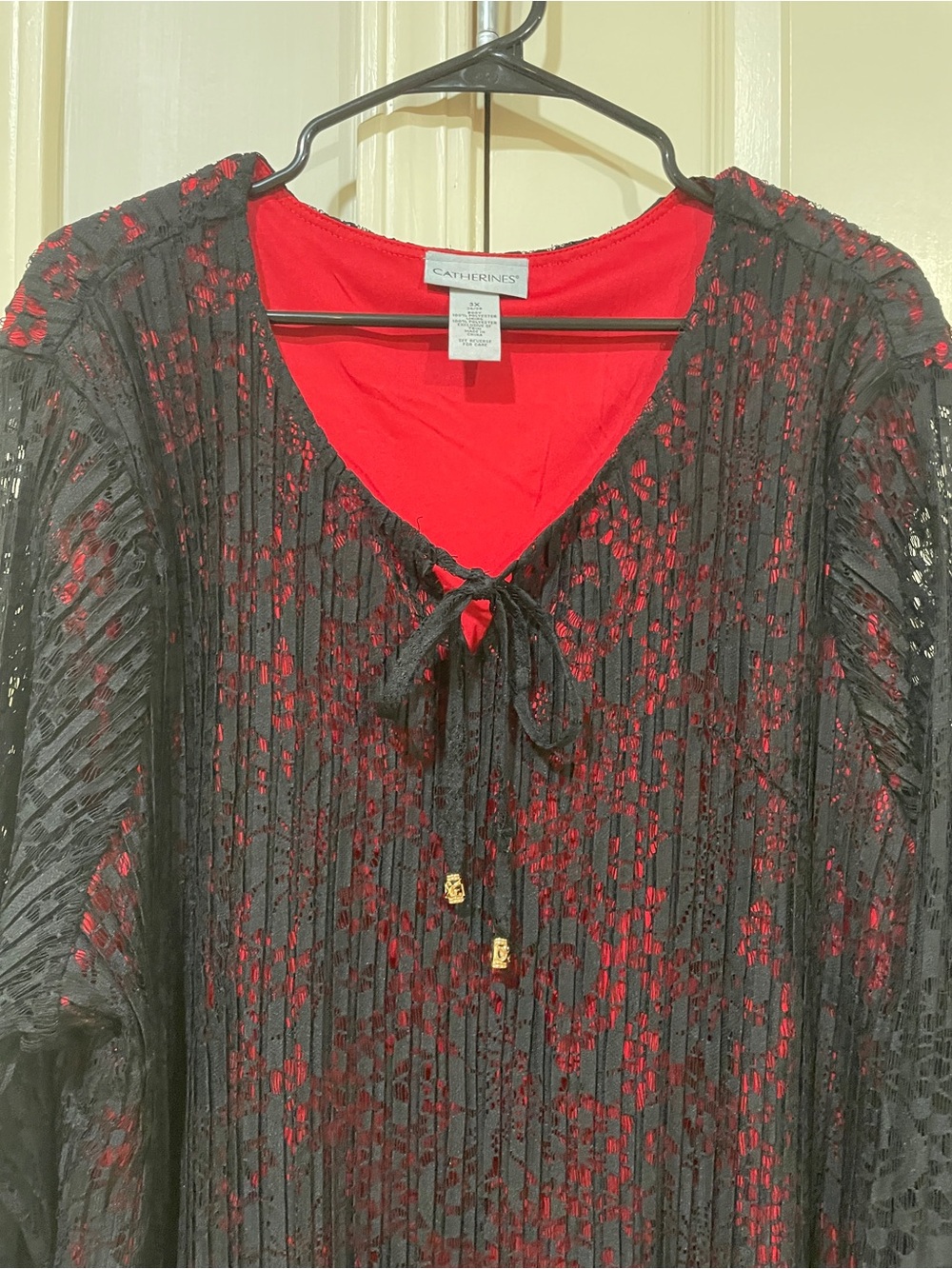 Catherine’s Black Lace Overlay Tunic with Red Underlayer - Picture 3 of 16